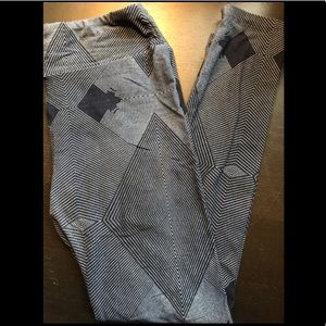 LulaRoe OS Leggings
